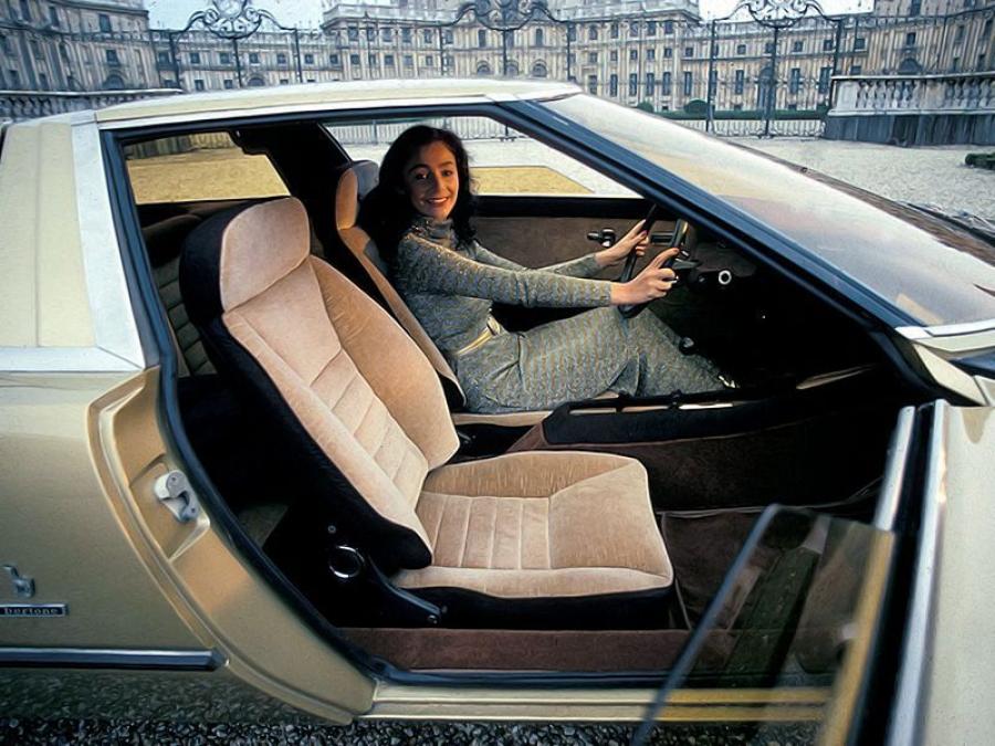  Citroen GS Camargue Concept 1972 года  (фото 9 из 10)